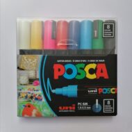 UNI BALL | Paquete de 8 Marcadores Punta Mediana POSCA PC-5M-8C